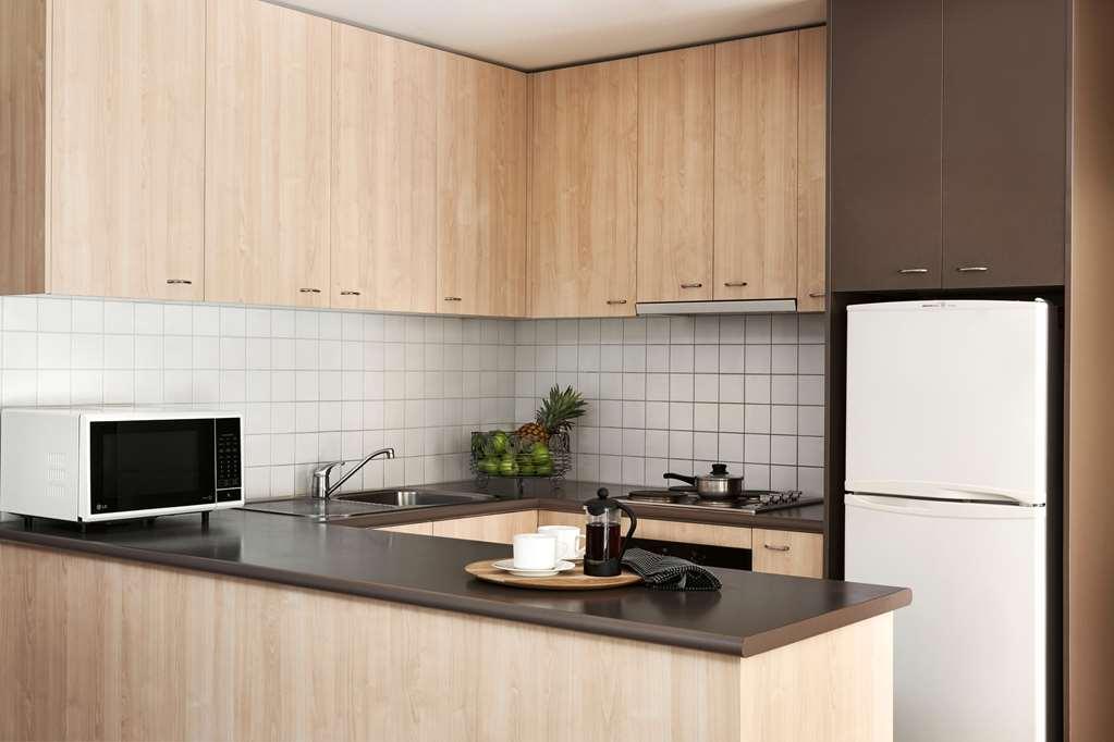 Punthill Burwood Aparthotel Стая снимка