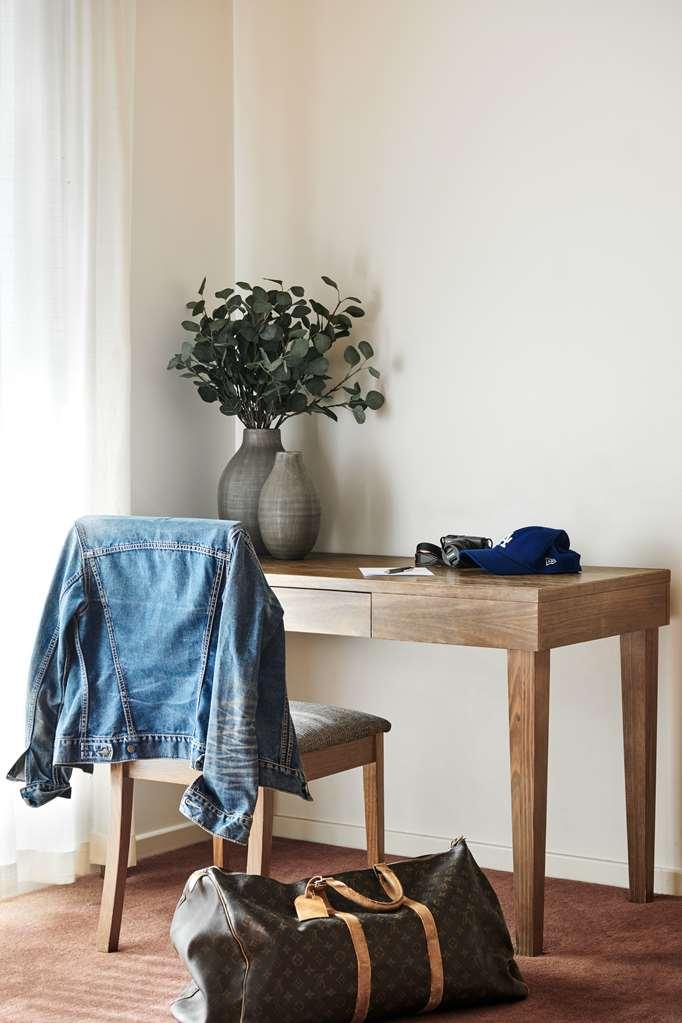 Punthill Burwood Aparthotel Стая снимка